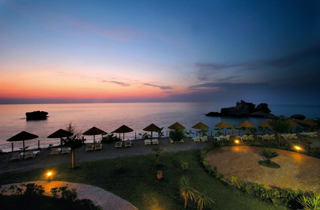 Borgo Di Riaci Beach Resort ซานตาโดเมนิกา ภายนอก รูปภาพ