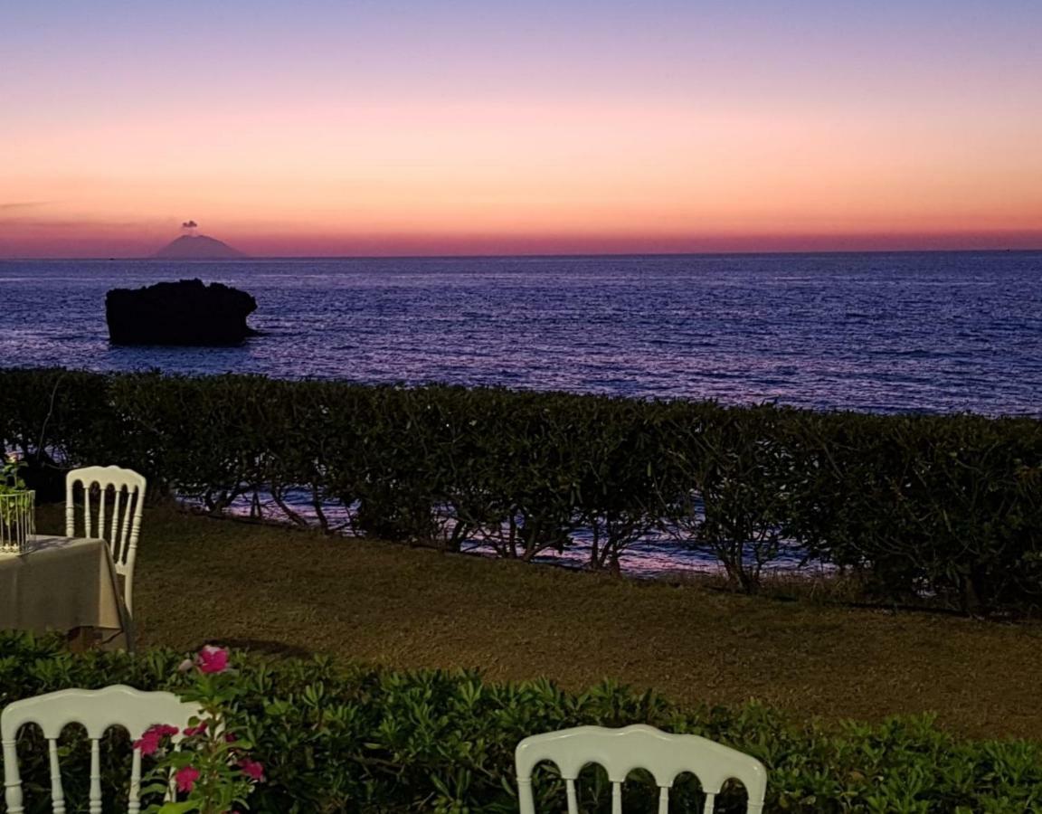 Borgo Di Riaci Beach Resort ซานตาโดเมนิกา ภายนอก รูปภาพ