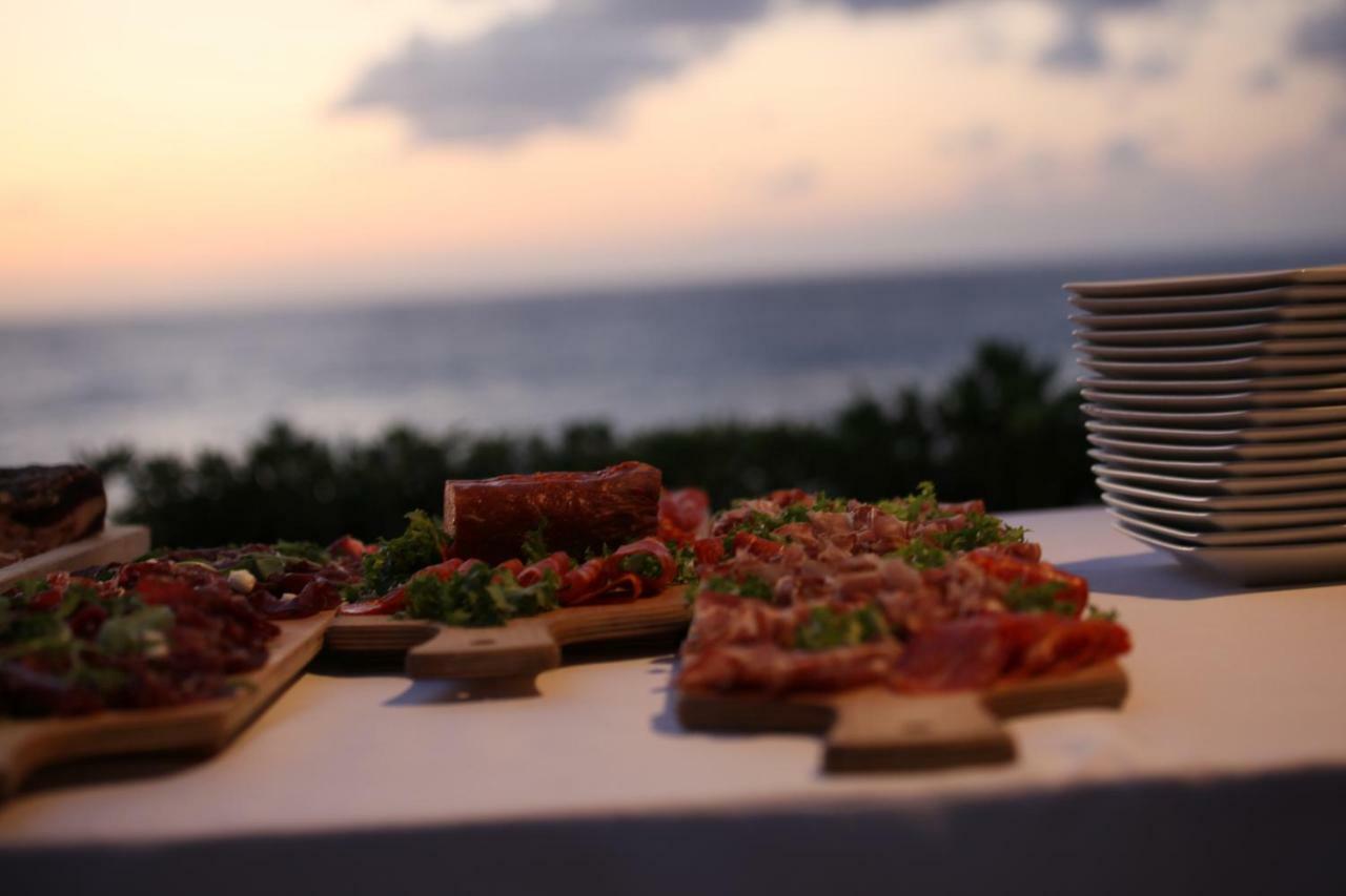 Borgo Di Riaci Beach Resort ซานตาโดเมนิกา ภายนอก รูปภาพ