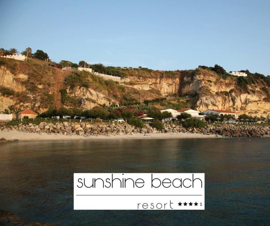 Borgo Di Riaci Beach Resort ซานตาโดเมนิกา ภายนอก รูปภาพ